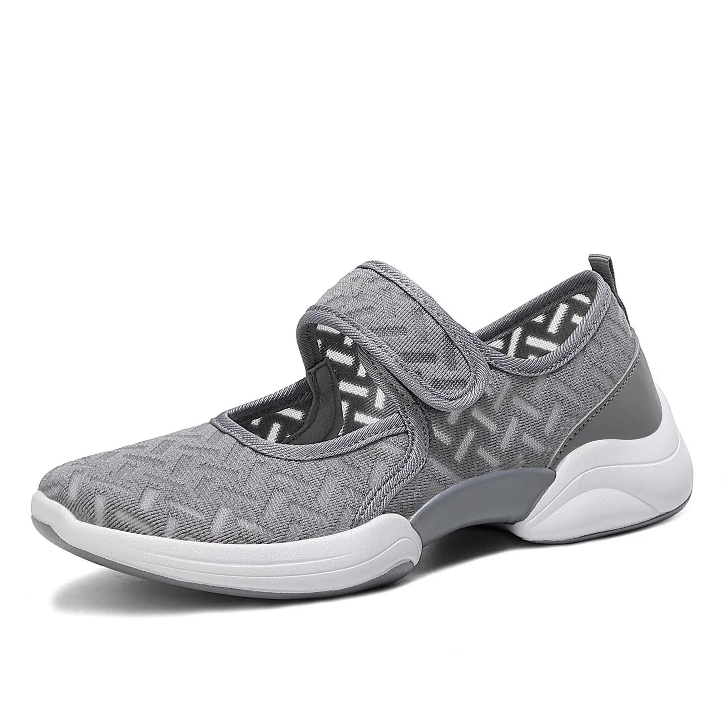 【メッシュスニーカー】メッシュデザイン　滑り止め　指にやさしいベロ　履き脱ぎやすい