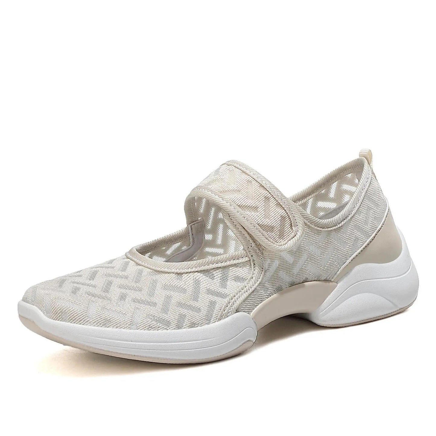 【メッシュスニーカー】メッシュデザイン　滑り止め　指にやさしいベロ　履き脱ぎやすい